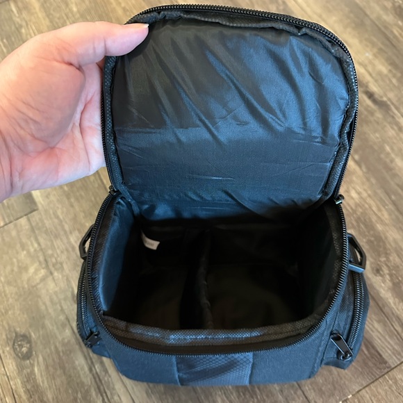 Ultimaxx Black Camera Bag - Picture 8 of 8